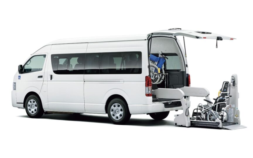 イメージ：ハイエース 車いす仕様車